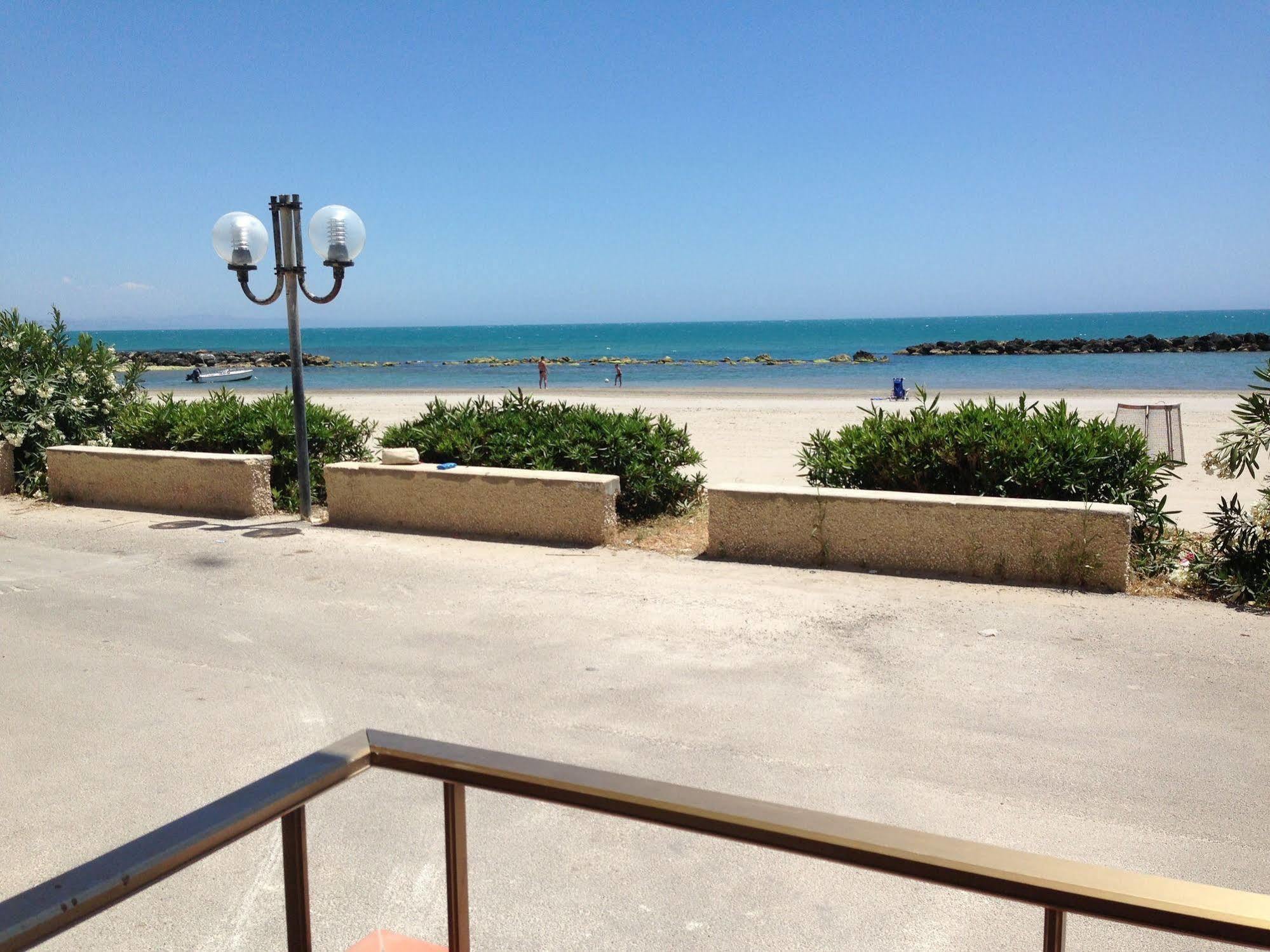 Case La Spiaggia Sciacca Exterior foto